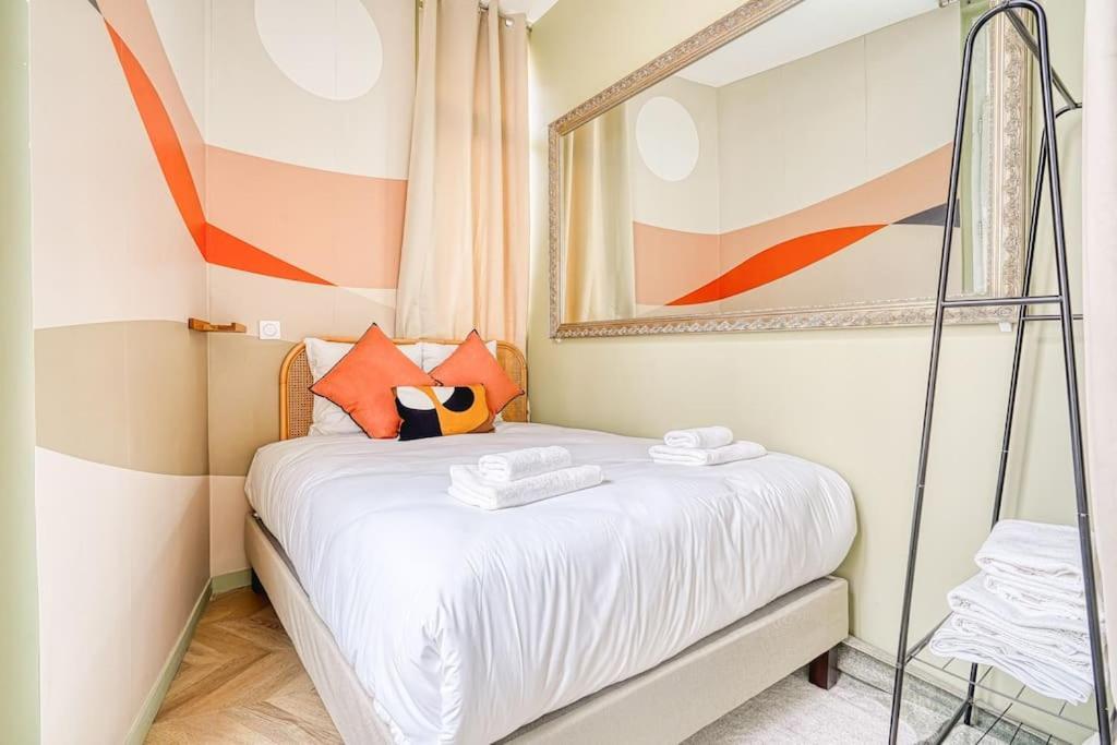 Place Du Marechal Juin - Iii Appartement Paris