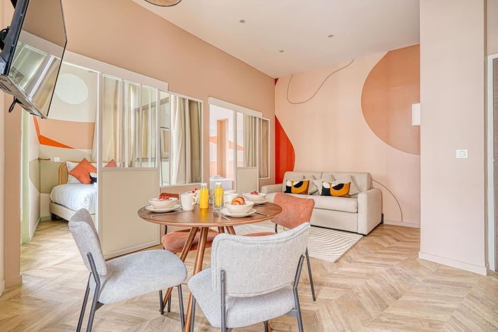 Place Du Marechal Juin - Iii Appartement